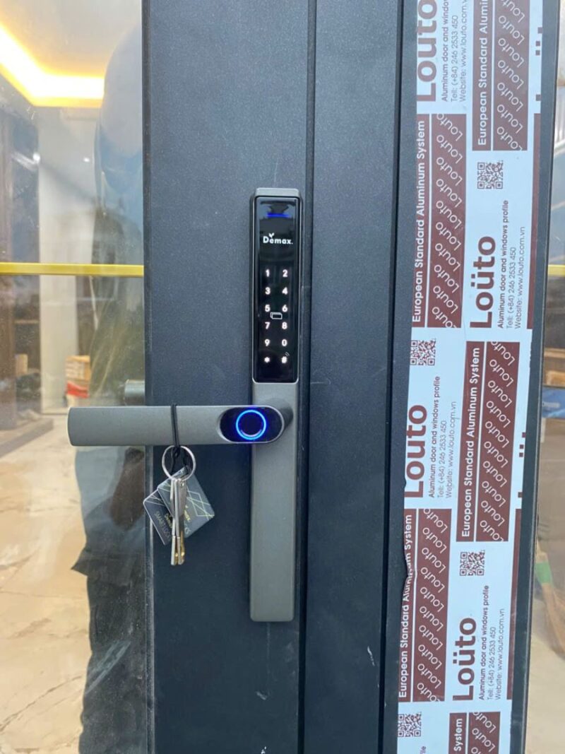 Khoá cửa nhôm vân tay Demax El599 Lux BL – Chống nước của Đức - Ảnh 3